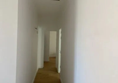 Couloir rénové par Sud Ouest Bâtiment